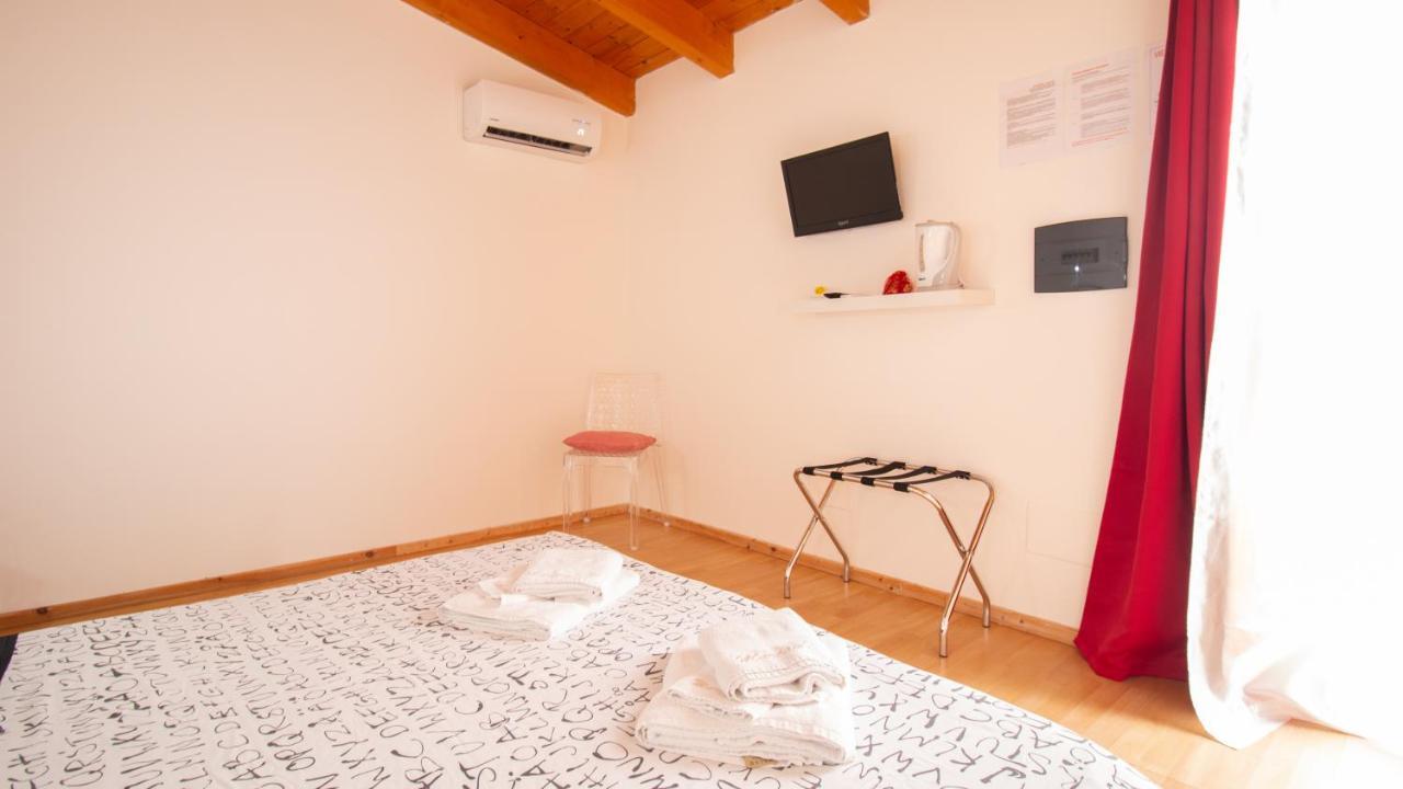 Spapparra B&B Càbras Extérieur photo